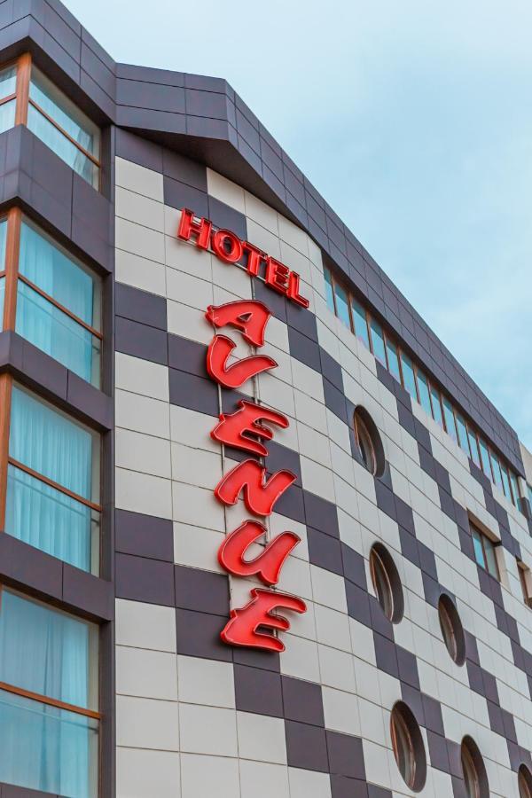 סאני ביץ' Hotel Avenue מראה חיצוני תמונה