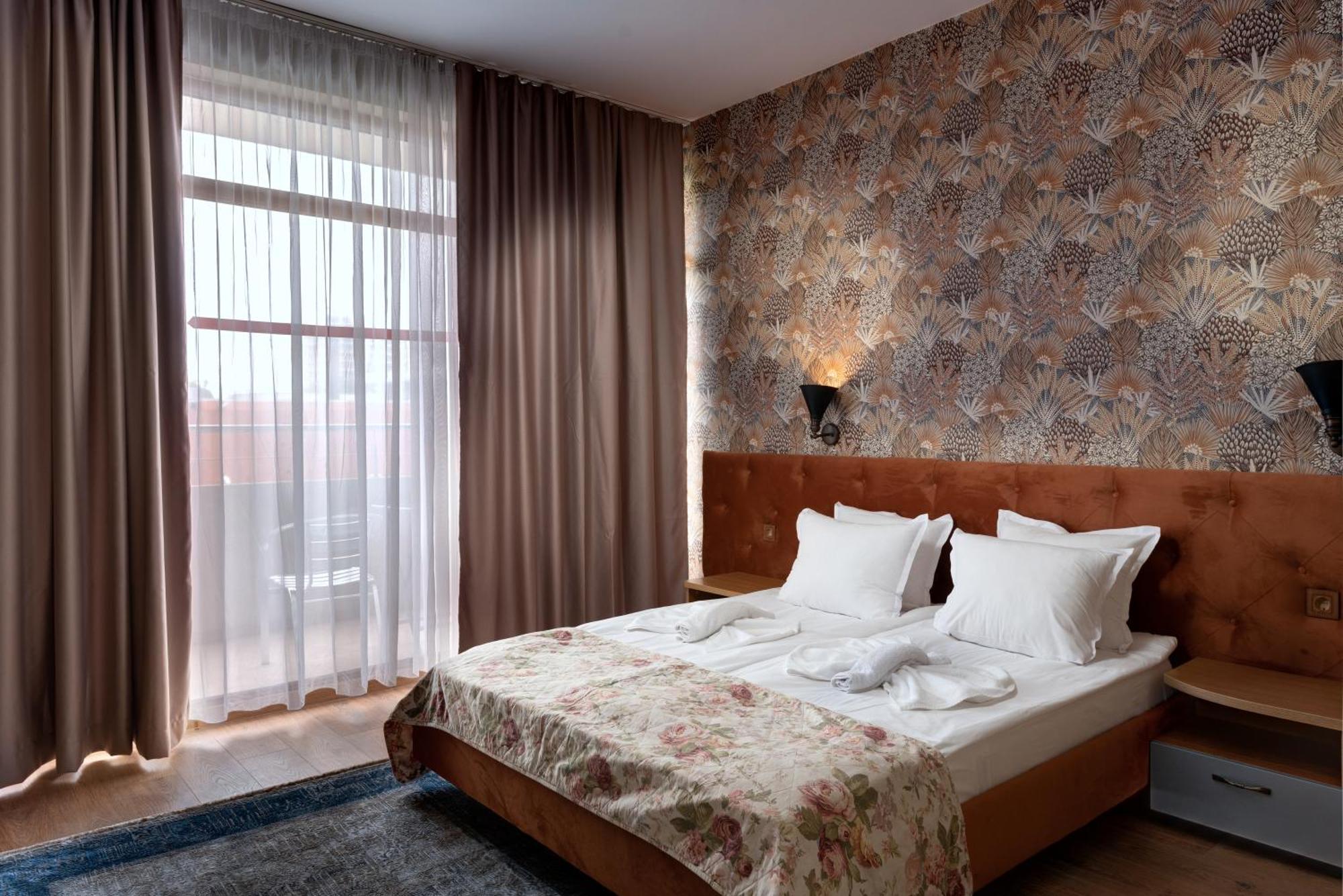 סאני ביץ' Hotel Avenue מראה חיצוני תמונה
