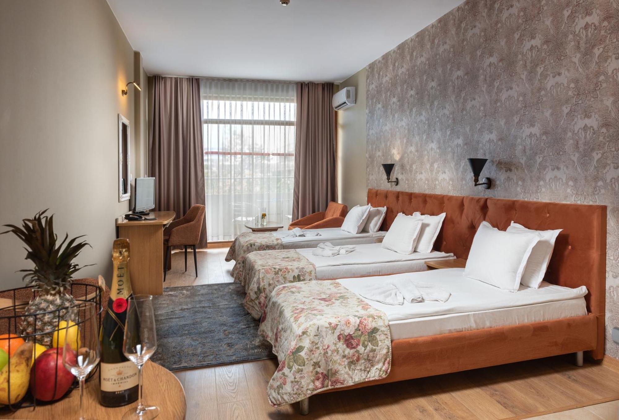 סאני ביץ' Hotel Avenue מראה חיצוני תמונה