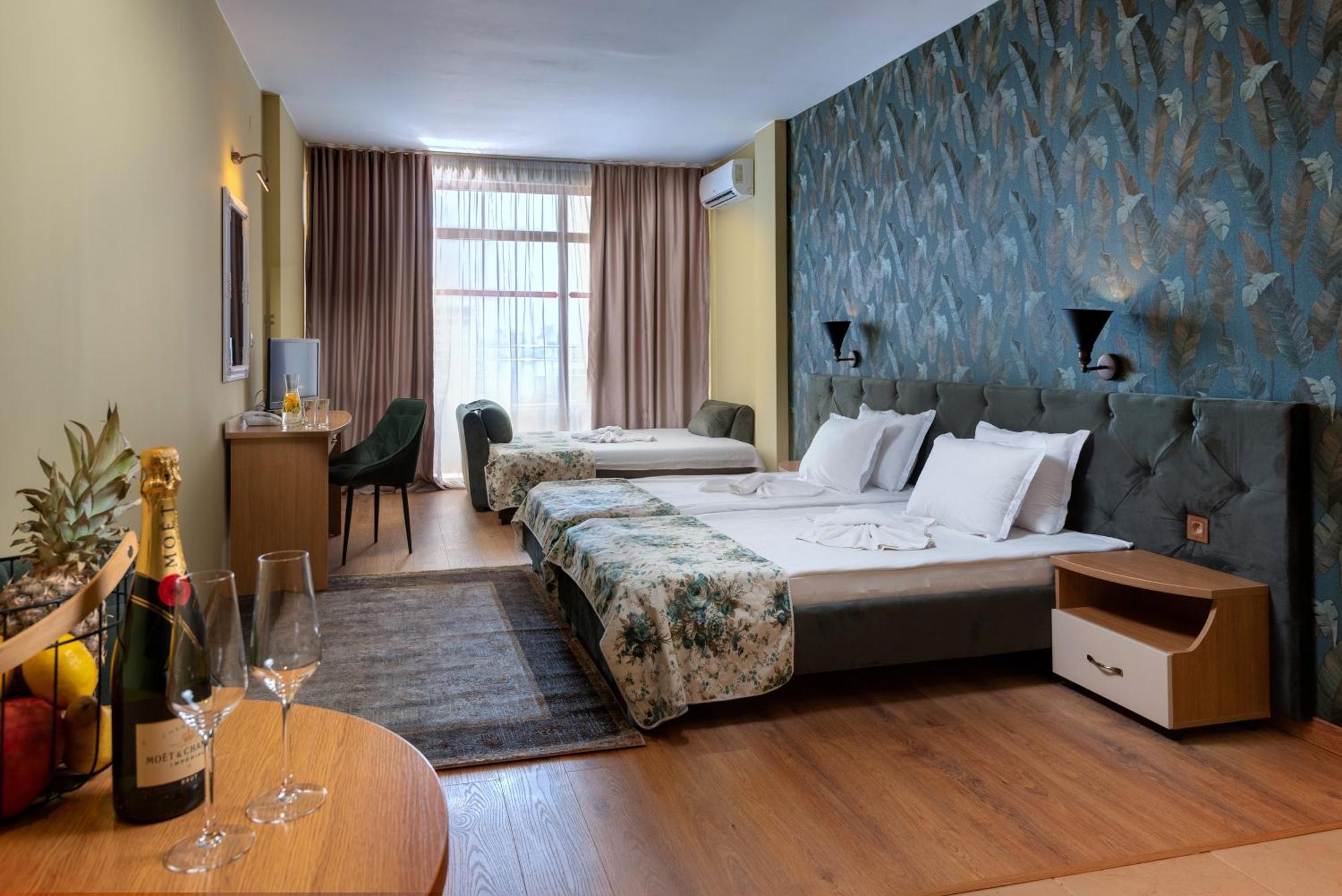סאני ביץ' Hotel Avenue מראה חיצוני תמונה
