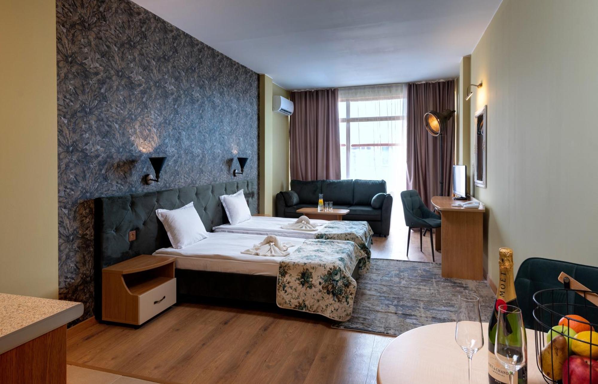 סאני ביץ' Hotel Avenue מראה חיצוני תמונה