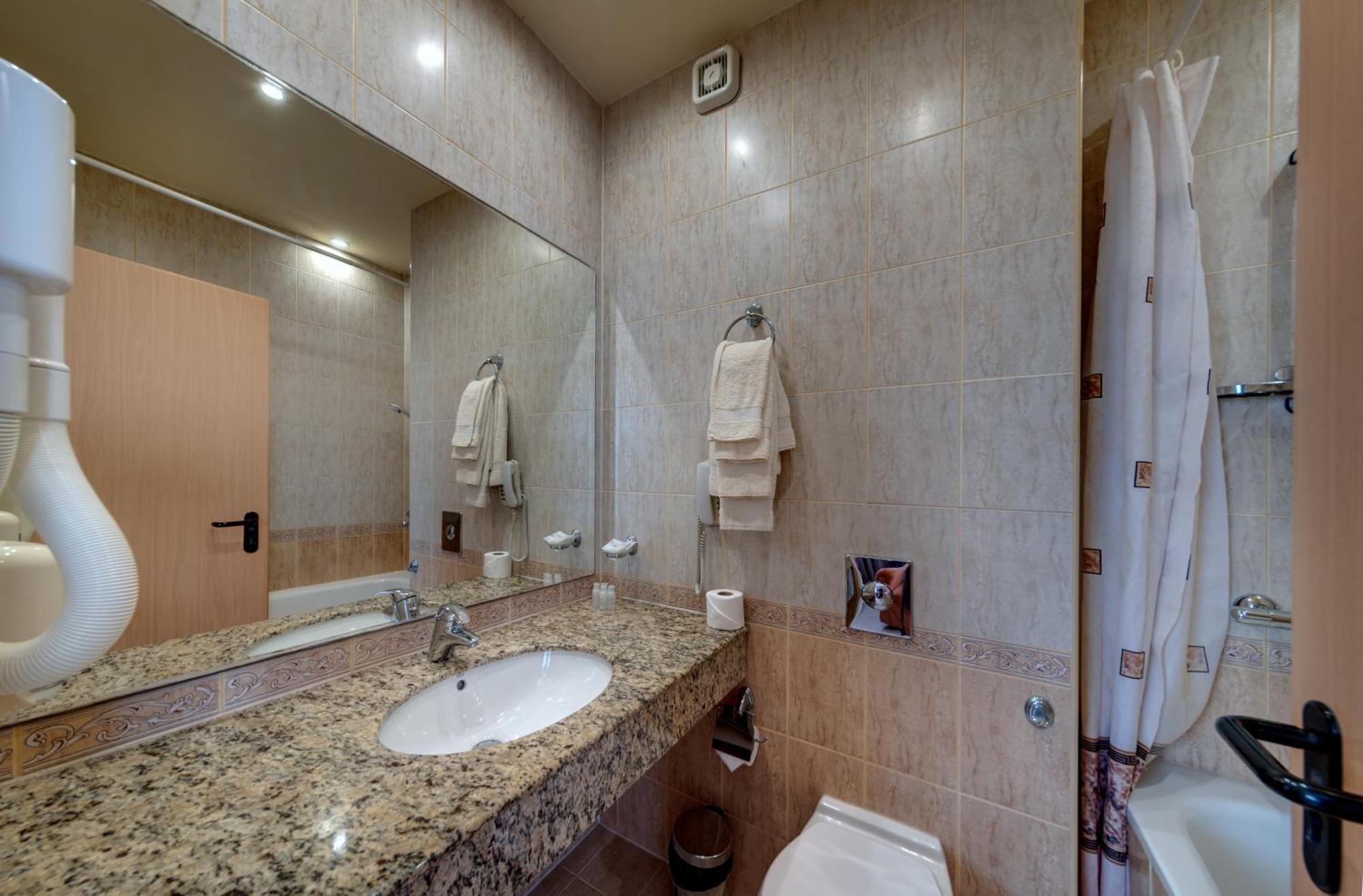 סאני ביץ' Hotel Avenue מראה חיצוני תמונה