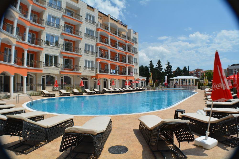 סאני ביץ' Hotel Avenue מראה חיצוני תמונה