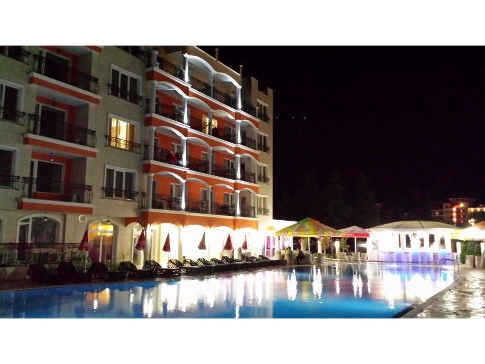 סאני ביץ' Hotel Avenue מראה חיצוני תמונה